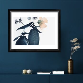 GRAPHIC VASE